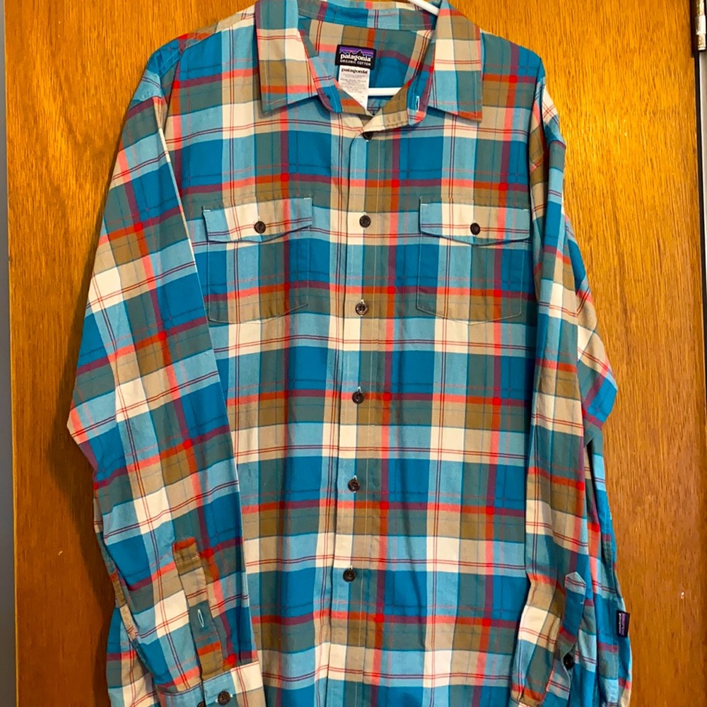 Patagonia Button Down in great condition